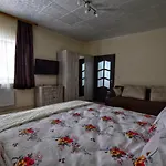 Apartamento Flori's Braşov